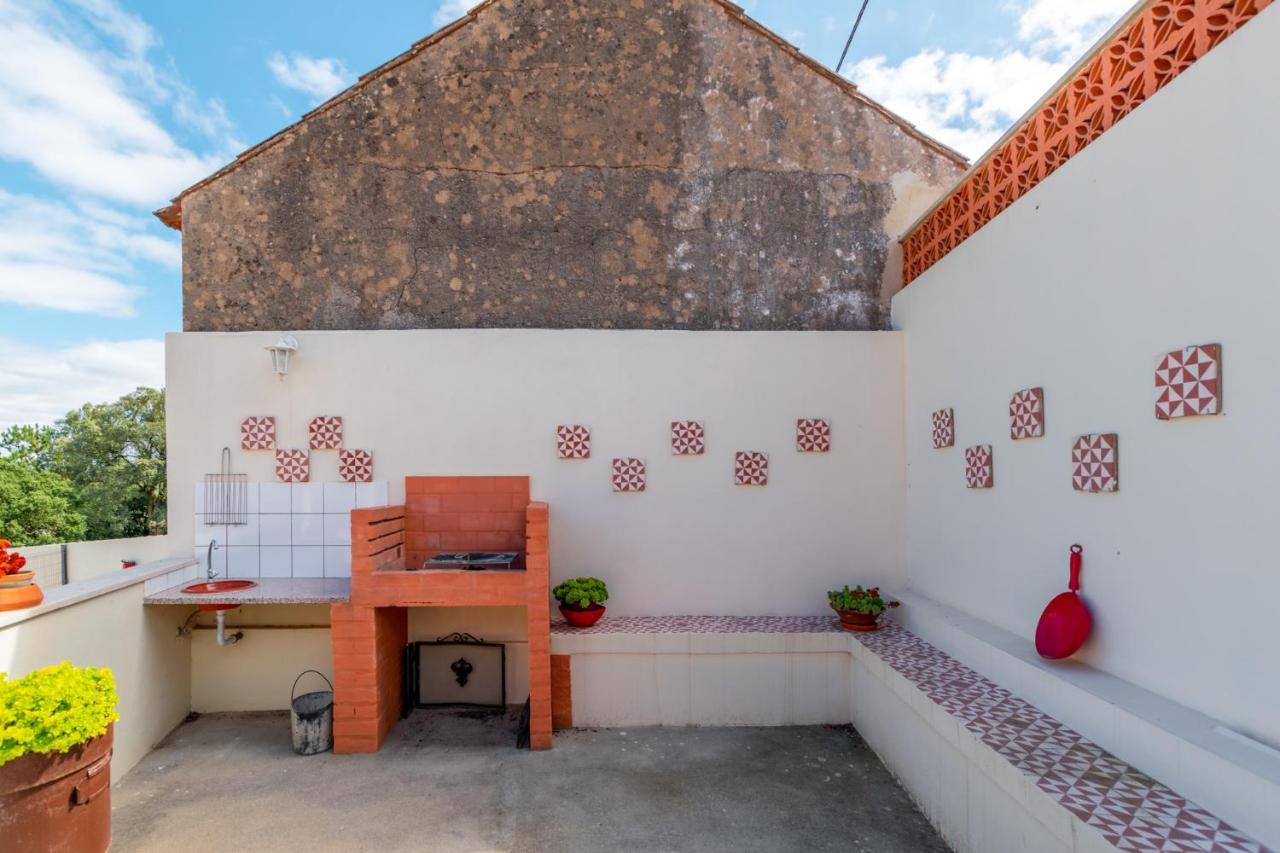 فيلا Casa Julio Henriques كالداس دا راينها المظهر الخارجي الصورة