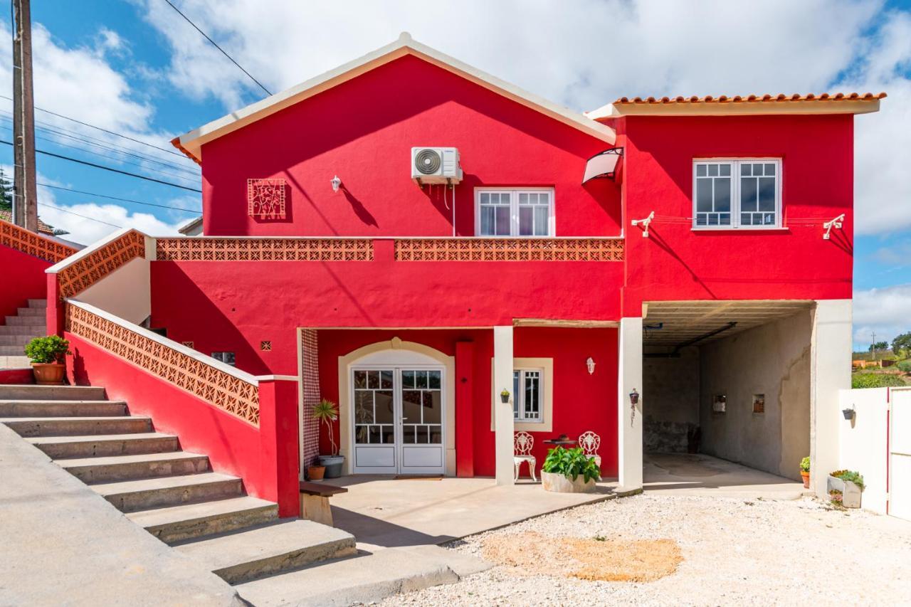 فيلا Casa Julio Henriques كالداس دا راينها المظهر الخارجي الصورة